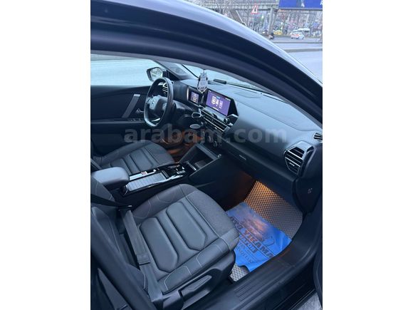 Sahibinden Citroen C4 X 1.2 PureTech Shine Bold 2023 Model 