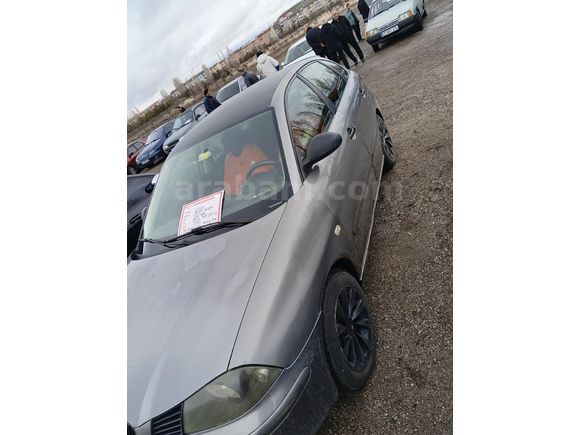 Sahibinden Seat Ibiza 1.4 Stella 2005 Model