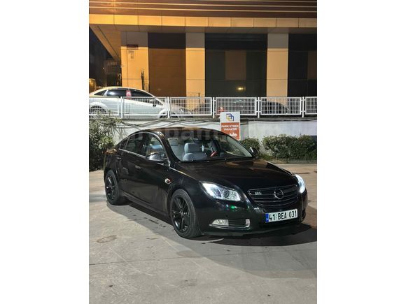Sahibinden Opel Insignia 1.6 Cosmo 2010 Model  258.000 km Siyah