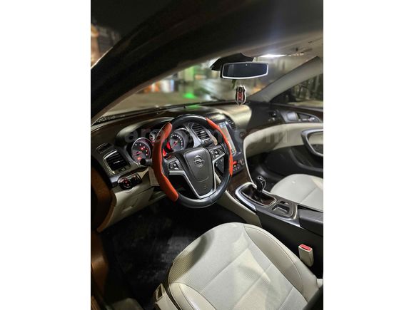 Sahibinden Opel Insignia 1.6 Cosmo 2010 Model  258.000 km Siyah