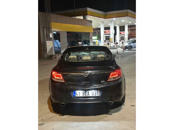 Sahibinden Opel Insignia 1.6 Cosmo 2010 Model  258.000 km Siyah