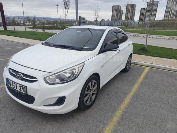 Sahibinden Hyundai Accent Blue 1.6 CRDI Mode 2015 Model
