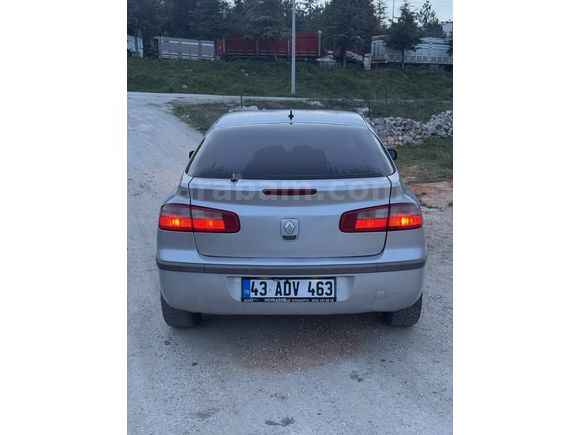Sahibinden Renault Laguna 2.0 Privilege 2004 Model 