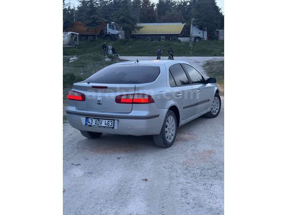 Sahibinden Renault Laguna 2.0 Privilege 2004 Model 