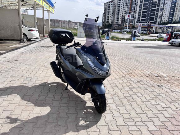 İLK SAHİBİNDEN DÜŞÜK KM’Lİ PCX