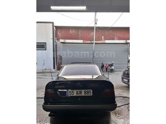 Sahibinden Mercedes - Benz 200 D 1989 Model 