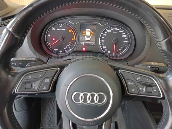 Audi A3 Sedan 1.6 TDI Design Line