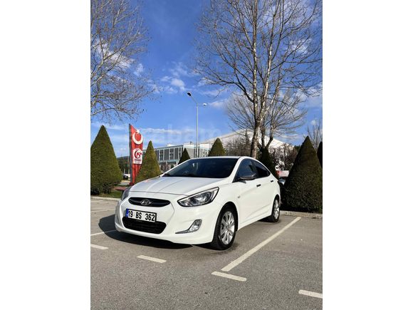 Memurdan Hyundai Accent Blue 1.6 CRDI Mode Plus2016 Model  140.00 km  Beyaz 