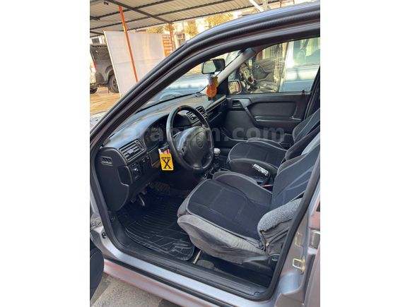 Sahibinden Bakımlı Temiz Opel Vectra 2.0 GT  
