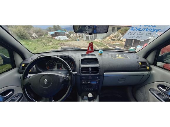 Sahibinden Renault Clio 1.4 Privilege 2003 Model