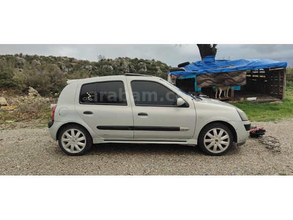 Sahibinden Renault Clio 1.4 Privilege 2003 Model