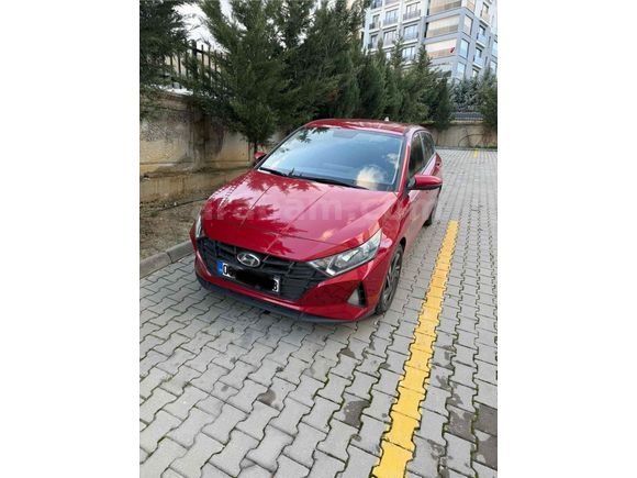 Sahibinden Hyundai i20 1.4 MPI Style 2022 Model 