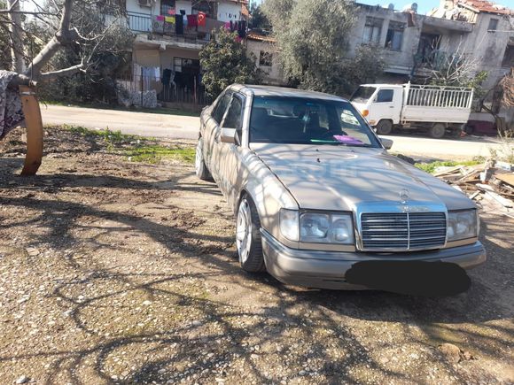 Sahibinden Mercedes - Benz E 200 1990 Model