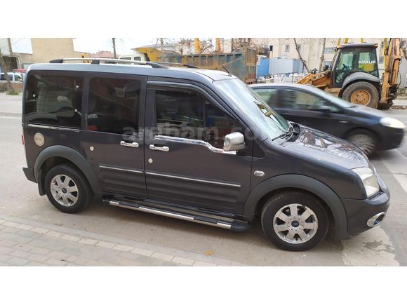 Sahibinden Ford Tourneo Connect 110PS 2010 Model