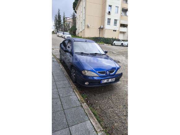 Sahibinden Renault Megane 1.6 RTA 2000 Model