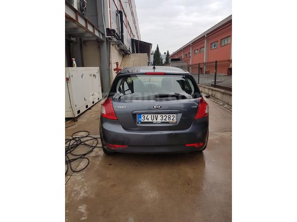 Sahibinden Kia Ceed 1.6 CRDi Cool 2012 Model  172500 km Gri
