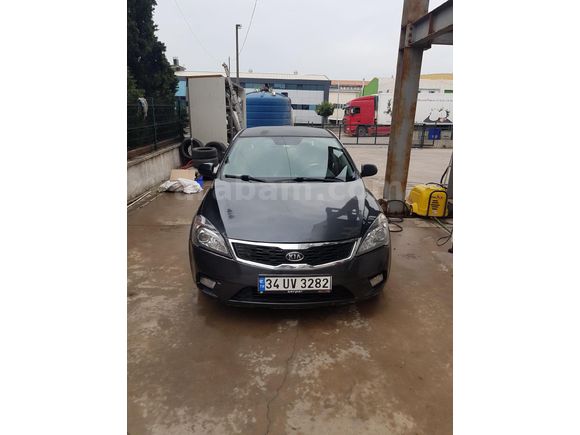 Sahibinden Kia Ceed 1.6 CRDi Cool 2012 Model  172500 km Gri