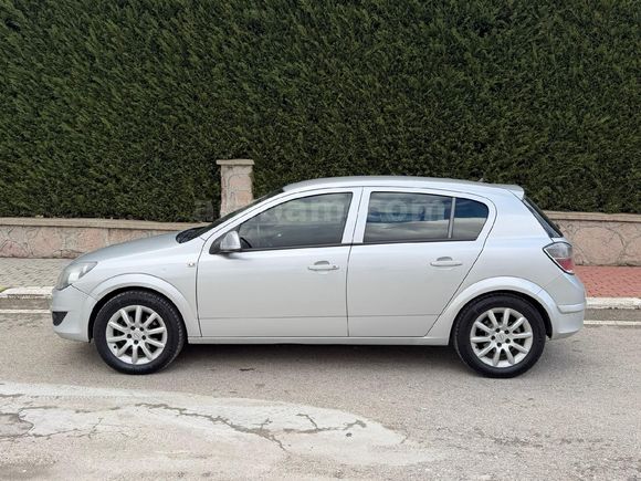Sahibinden Opel Astra 1.6 Essentia 2012 Model
