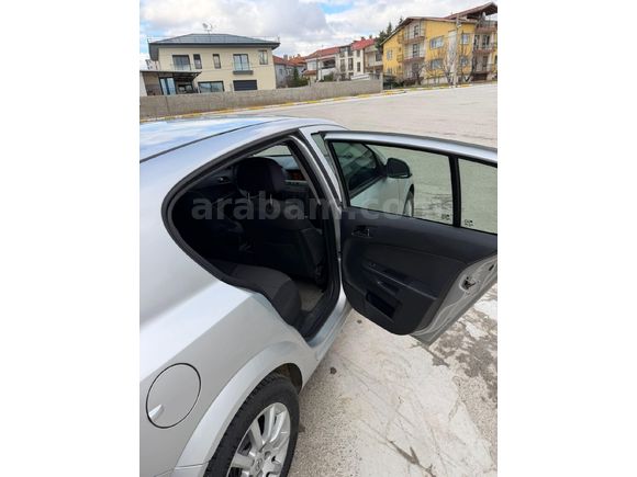 Sahibinden Opel Astra 1.6 Essentia 2012 Model