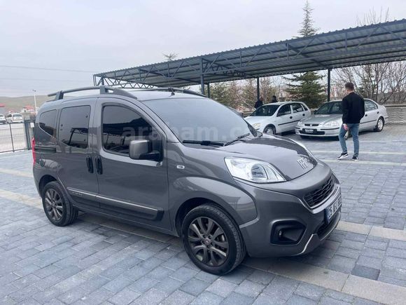 Sahibinden Fiat Fiorino Combi 1.4 Eko Premio 2024 Model 