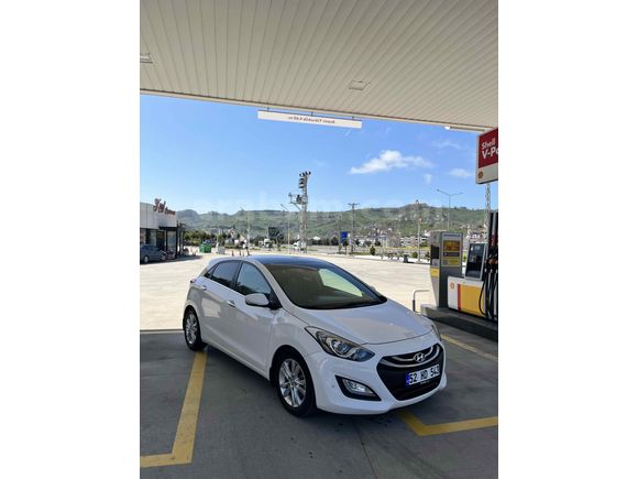 Sahibinden Hyundai i30 1.6 CRDi Elite 2013 Model 