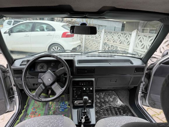 Sahibinden Renault R 9 1.4 Broadway RNi 1997 Model 