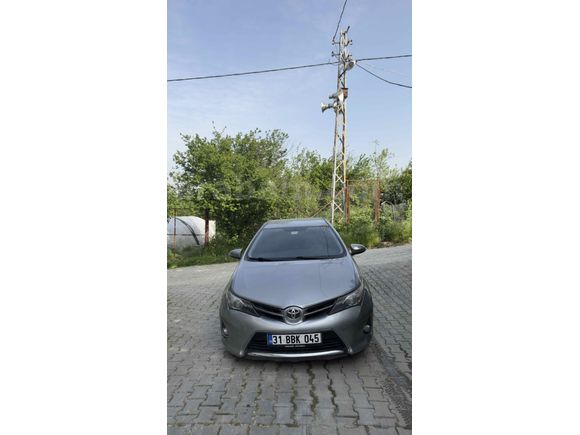 Sahibinden Toyota Auris 1.4 D-4D Active 2013 Model 