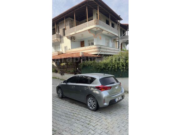 Sahibinden Toyota Auris 1.4 D-4D Active 2013 Model 