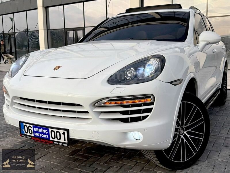 BAYİ TR'DE TEK TAM DOLU GTS KARBON CHRONO 21 JANT BOSE AİRMATİC