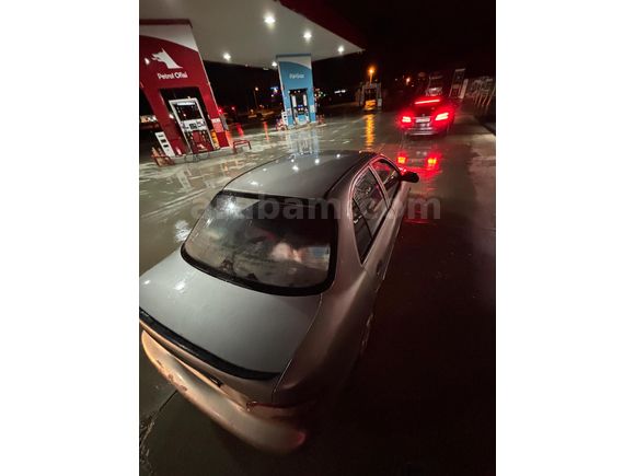 Sahibinden Hyundai Accent 1.5 1.5i GLS 2000 Model