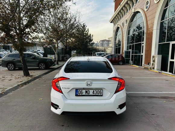 Sahibinden Honda Civic 1.6i VTEC Eco Executive 2018 Model 