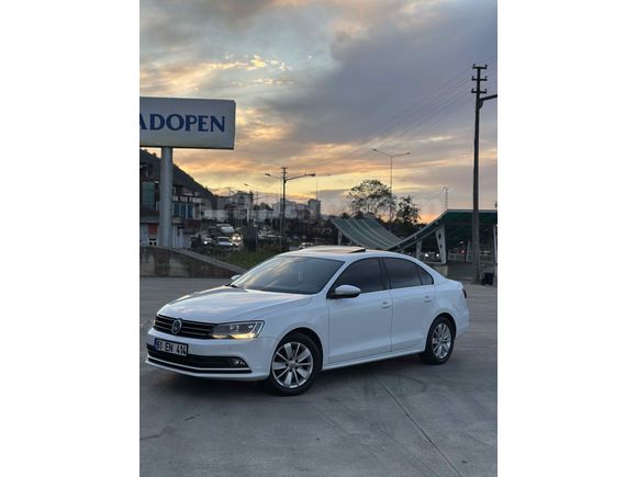 Volkswagen Jetta 1.4 TSi BMT Sanruflu