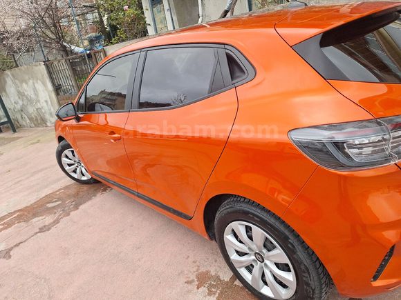Sahibinden Renault Clio 1.0 TCe Equilibre 2024 Model