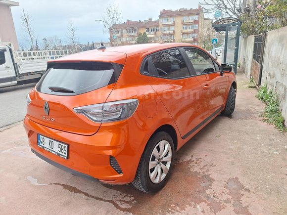 Sahibinden Renault Clio 1.0 TCe Equilibre 2024 Model