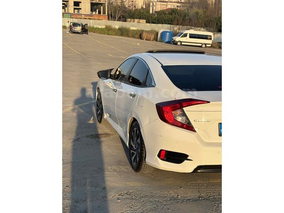 Sahibinden Honda Civic 1.6i VTEC Eco Executive 2018 Model 