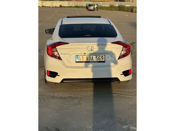 Sahibinden Honda Civic 1.6i VTEC Eco Executive 2018 Model 