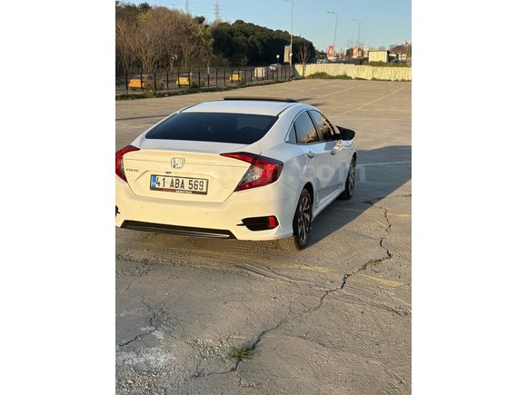 Sahibinden Honda Civic 1.6i VTEC Eco Executive 2018 Model 
