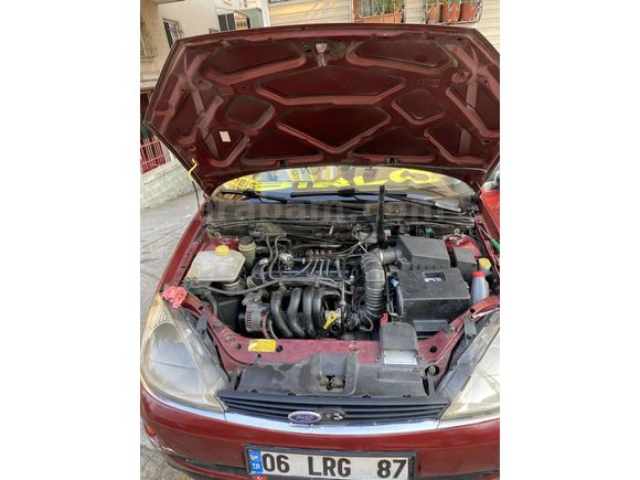 Sahibinden Ford Focus 1.6 Ghia 2001 Model 