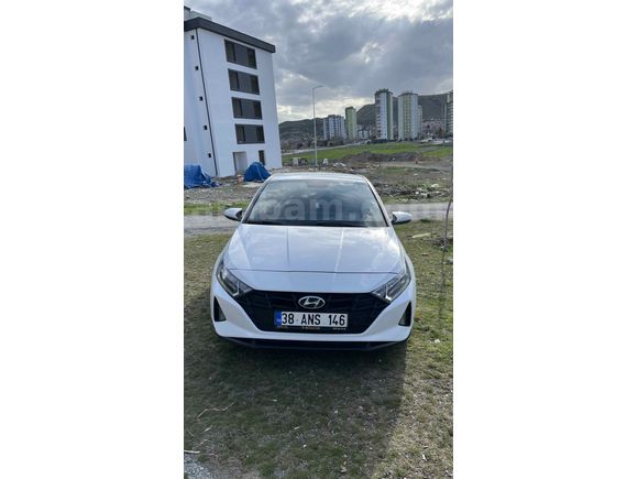 Sahibinden Hyundai i20 1.4 MPI Jump 2022 Model 
