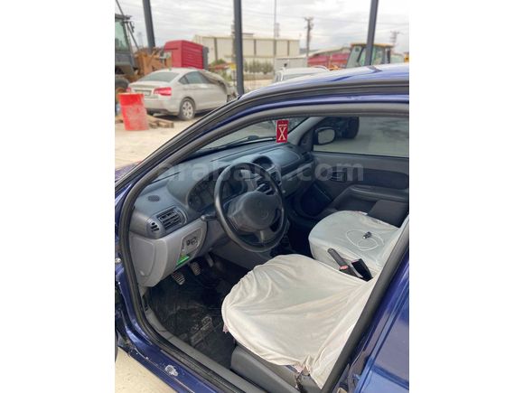Sahibinden Renault Clio 1.4 RTA 2000 Model 