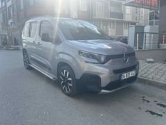 Sahibinden Citroen Berlingo 1.5 BlueHDI Shine Bold 2024 Model  30.000 km Gri (Gümüş)