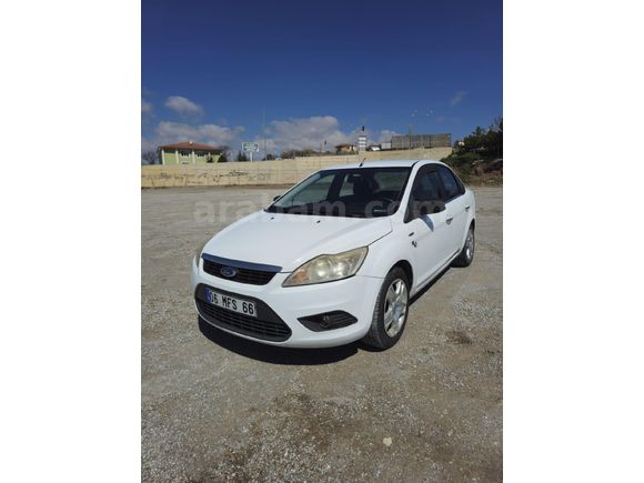 Sahibinden Ford Focus 1.6 TDCi Trend X 2011 Model  271000 km Beyaz