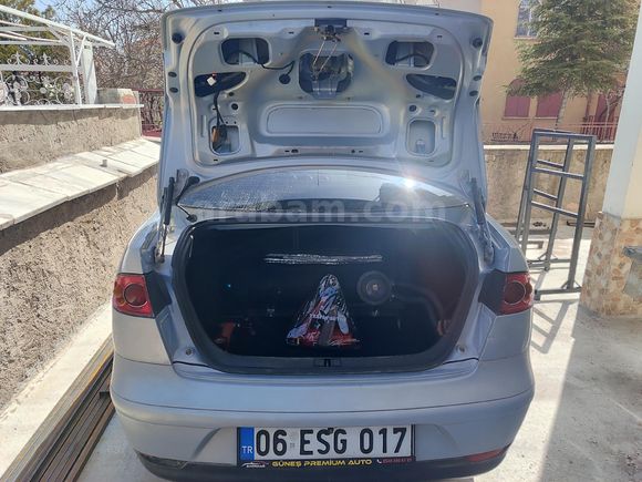 Sahibinden Seat Cordoba 1.4 Basic 2004 Model Afyonkarahisar