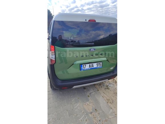 Sahibinden Ford Tourneo Courier 1.0 EcoBoost Active 2025 Model