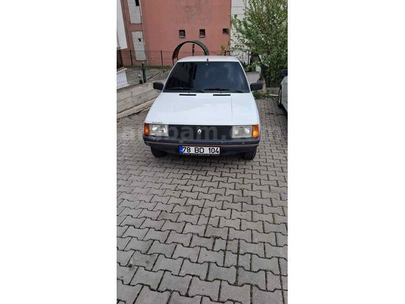 Sahibinden Renault R 9 1.4 Broadway GTE 1992 Model  278.000 km Beyaz
