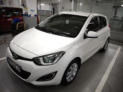 Sahibinden Hyundai i20 1.2 D-CVVT Sense 2013 Model  216.000 km Beyaz