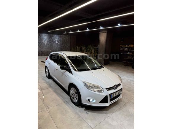 Sahibinden Ford Focus 1.6 Ti-VCT Trend X 2014 Model 
