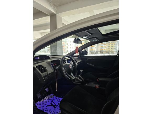 Sahibinden Honda Civic 1.6i VTEC Elegance 2012 Model