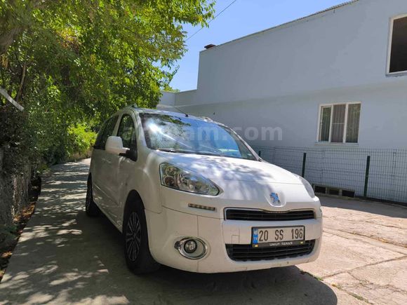 Sahibinden Peugeot Partner 1.6 HDI Active
 2015 Model 