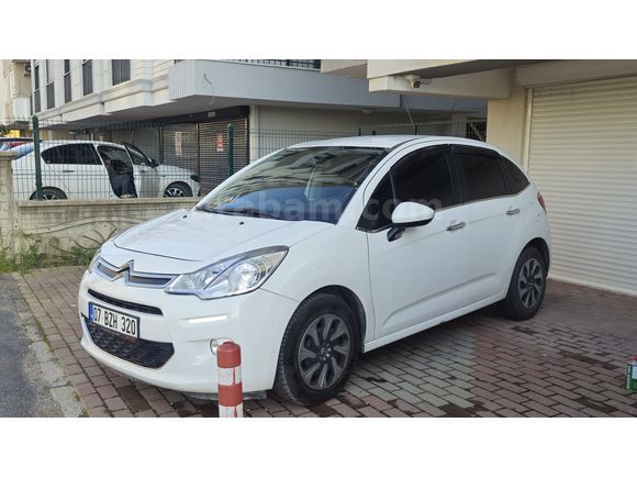 Bayan öğretmenden Citroen C3 otomatik dizel 